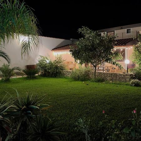 Villa Ramadia Floridia Exterior photo